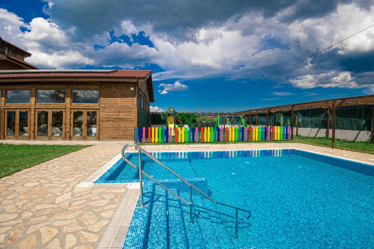 Thermal Hotel Seven Seasons Banya  Bagian luar foto