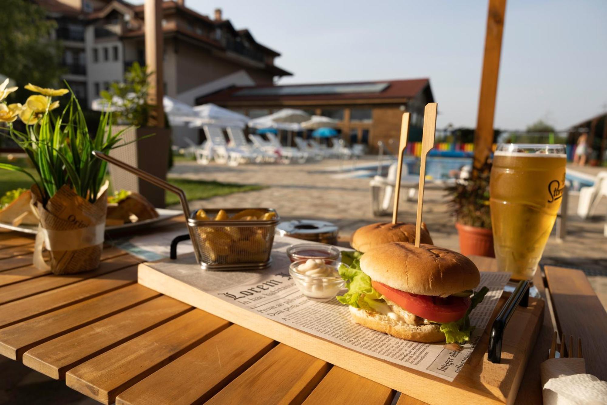 Thermal Hotel Seven Seasons Banya  Bagian luar foto