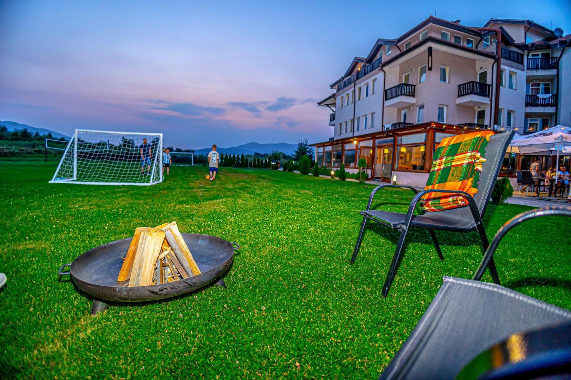 Thermal Hotel Seven Seasons Banya  Bagian luar foto
